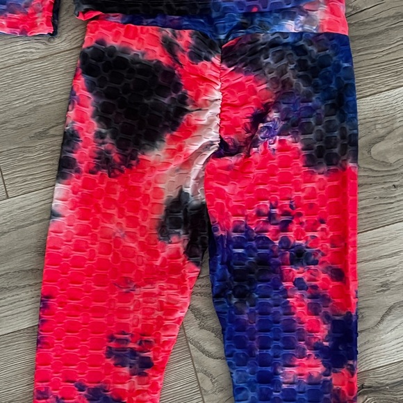 NWT Vibrant Tie-Dye Hoodie and squat proof Leggings Set size S/M - Picture 9 of 10